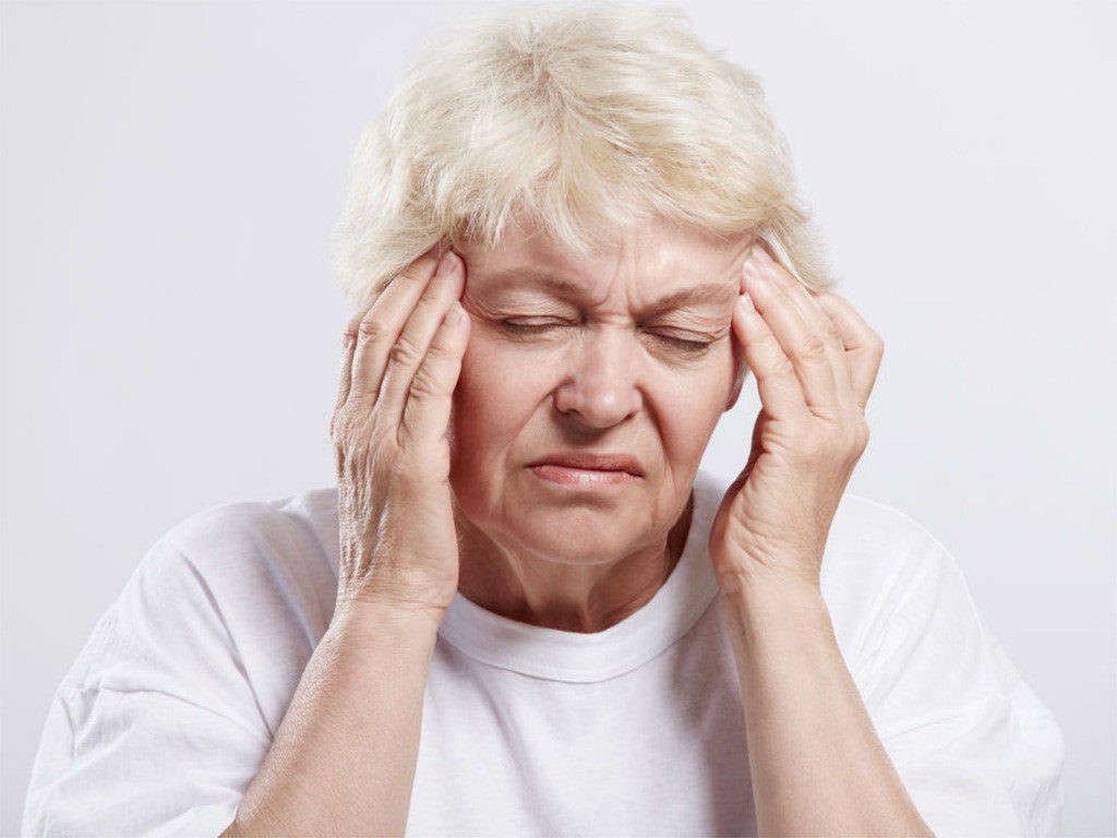 Triệu chứng của thiếu máu não với người cao tuổi