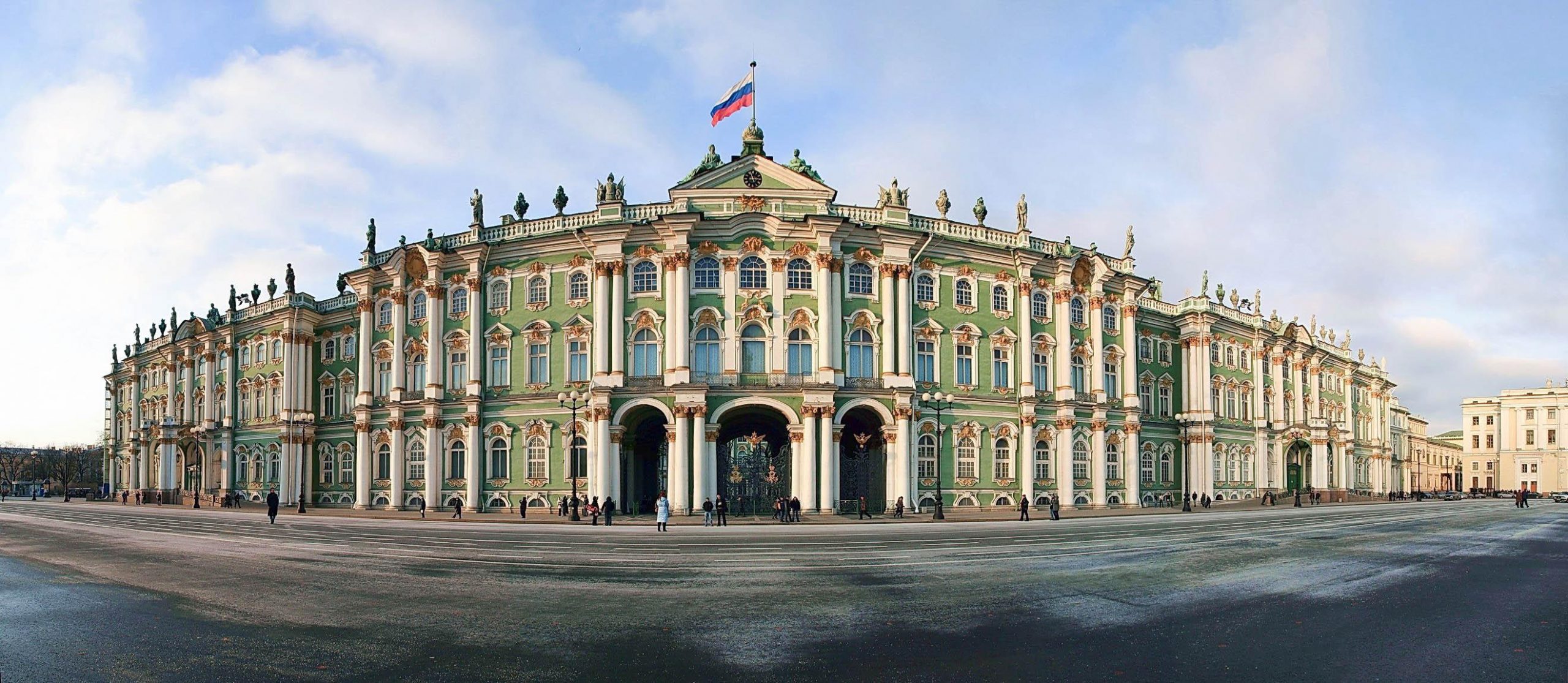 Cung điện mùa đông - Cung điện nguy nga, tráng lệ bậc nhất ở Nga