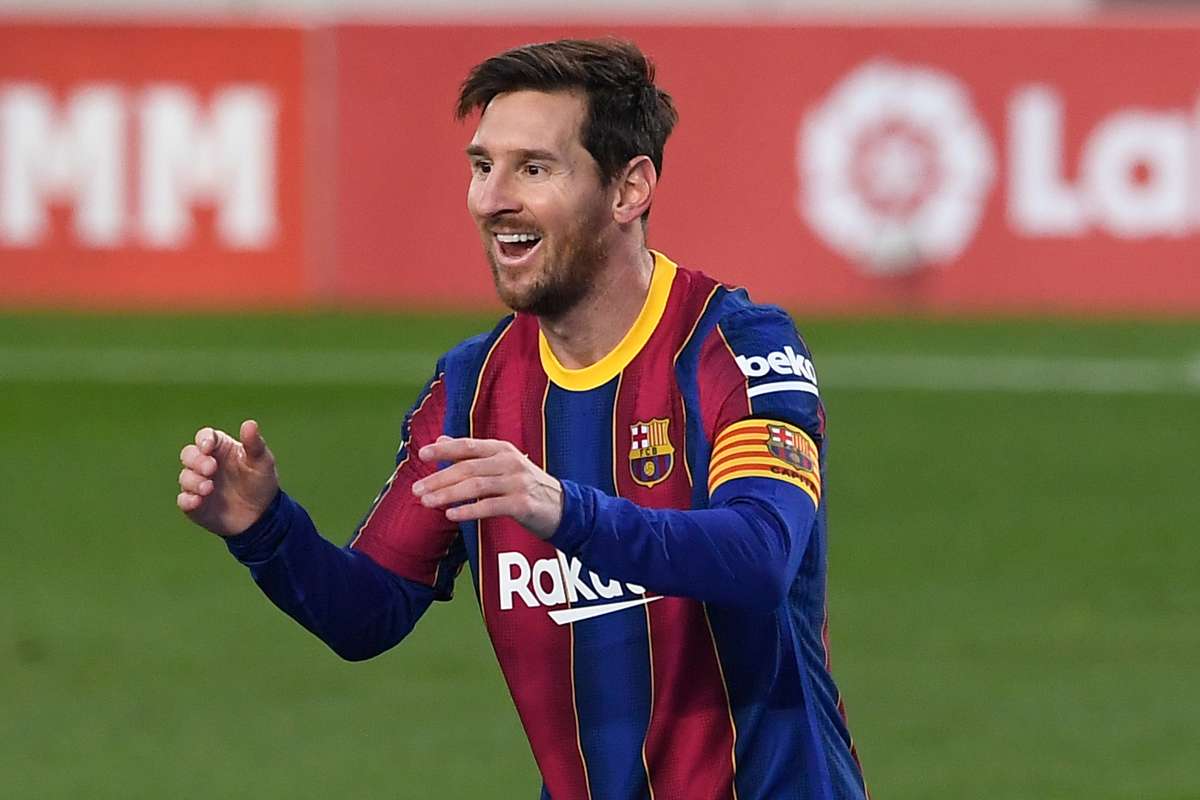 Ronald Koeman khen ngợi và nói về khả năng giành QBV thứ 7 của Messi
